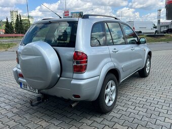Toyota RAV4 - 5