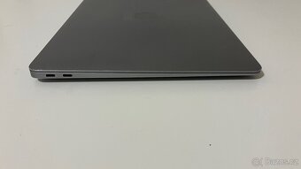 Macbook Air 13” 2020 M1 šedý - 5