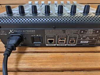 Behringer X-TOUCH EXTENDER – nový, nepoužitý - 5