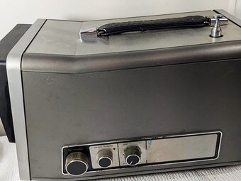 Retro přenosný televizor Zenith - 5