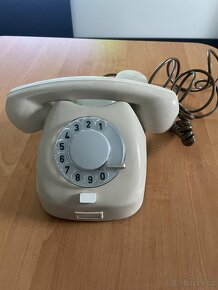 Starý novy telefon - 5