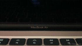 Macbook Air 13 2020 - 5