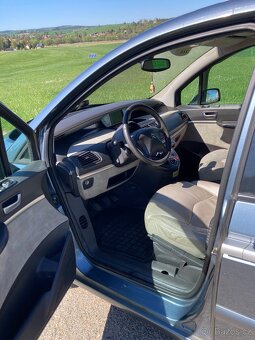 Citroen C8 - 5