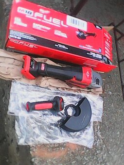 Milwaukee M18 3672-20 aku flexa 150 mm úhlová bruska - 5