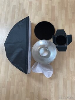 Godox AD200 + příslušenství (softboxy, stativ, držák, grid…) - 5