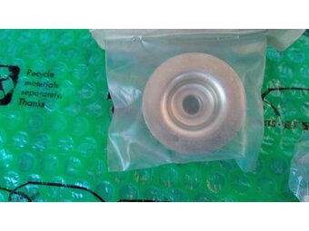 miska zadního tlumiče horní Škoda Favorit, Felicia 6U0512147 - 5