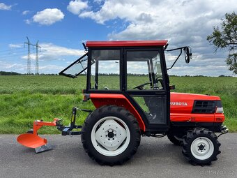 Japonský traktor KUBOTA GL 21 Diesel 3 válec, 21HP - 5
