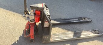 Prodám Elektrický Paletový vozík Heli - 5