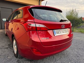 Hyundai i30 1.6i 99Kw - 5