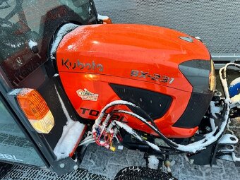 Zánovný traktor Kubota BX231-zimný set 4WD - 5