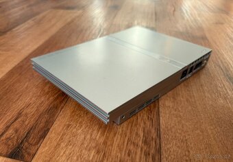 Sony Playstation 2 Slim (SCPH-75004) stříbrná - 5