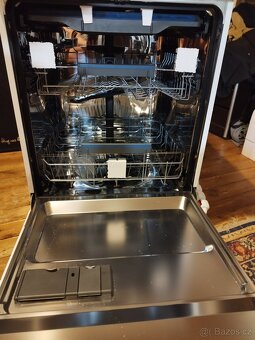 ELECTROLUX 600 SatelliteClean ESM48210SW - 5