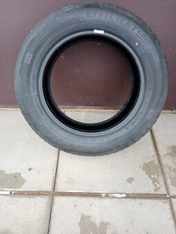 Nové Goodyear Efficientgrip Performance 205/60R1692 H Letní - 5