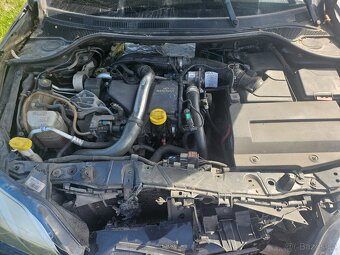 Renault Laguna 1.5 nafta po nehodě - 5