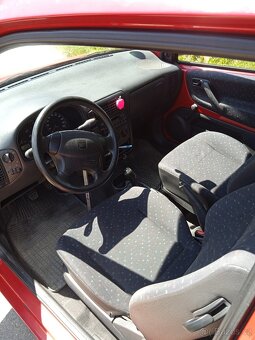 Seat Arosa 1.0 benzín - 5