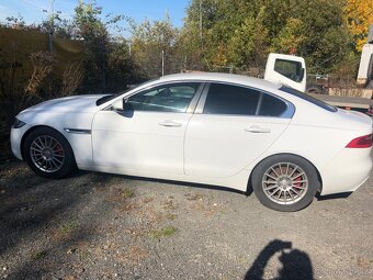 Jaguar XE 2.0D, 120 kW, rok výroby 2015 - 5