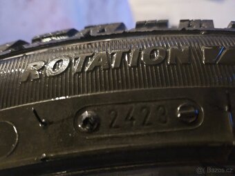 Zimní pneumatiky R18/45/235 - 5