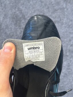 Kopačky Umbro vel.41 - 5