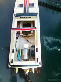 Rc loď Robbe Little Devil. - 5