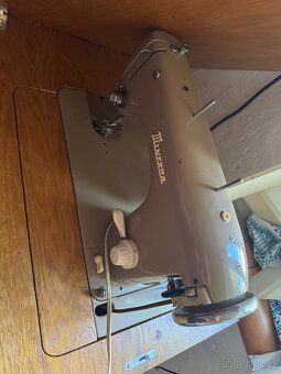 Šicí stroj MINERVA PLNĚ FUNKČNÍ - 5