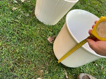 Daruji 2x velký květináč - 5