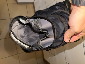 Prodám batoh Camelbak Blowfish 20 – Black - 5