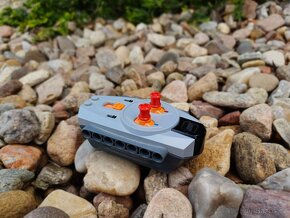 Lego Technic 42065 RC - Pásový závoďák - 5