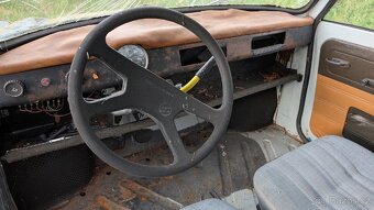 Trabant 601 limuzína 1970 + náhradní díly - 5