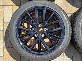 originál alu TOYOTA 7,5x17" 5x114,3 s pneu 225/45 R17 - 5