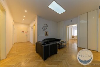 Prodej bytu 4+kk 124 m² + 2xB, P1 - Staré město - Dlouhá uli - 5