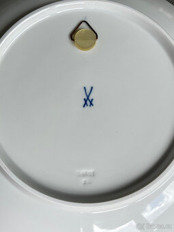 Míšeň Meissen Závěsný talíř Modré květy 25.5 cm, rok 1986 - 5