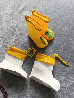 Žluté dětské holinky /gumáky 15cm/vel.23 - 5