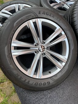 ☀️origo.Alu VW Touareg 5x112 letní pneu 255/55/19 - 5