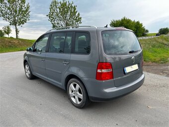 VW Touran 2.0 TDI - 5