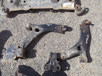 Díly podvozku Ford Focus III HB 1.0 EcoBoost 74kw - 5