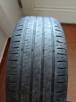 Bravuris 215/50 R17Y na discích - 5
