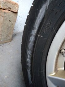 Zimní kola BMW X5 F15, 225/55 R18 Run Flat - 5