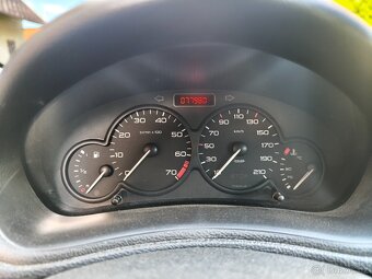 Peugeot 206 1.2, r. 2005 - 5