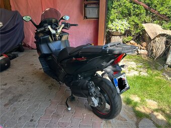 Aprilia SRV 850 - 5