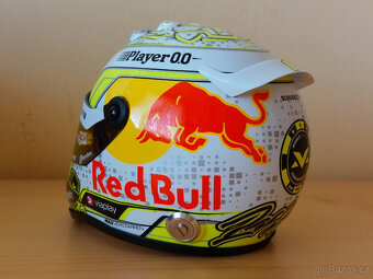 Predám Max Verstappen 2023 Red Bull Las Vegas F1 helma 1:2 - 5