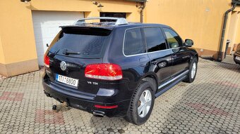 VW Touareg 3,0 TDi 165kW 24v V6 4x4 Individuál - 5