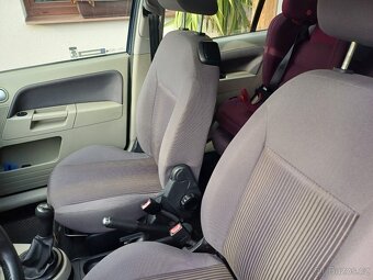 Ford Fusion - 5