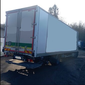 Iveco 120E25 - 5