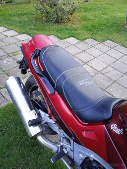 Suzuki GSX 1100 F - 5