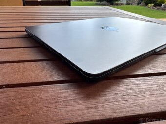 MacBook Air 13" M2 CZ 2022 Temně inkoustový 16GB/1TB - 5