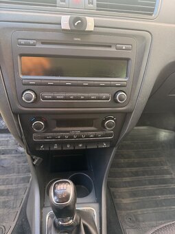 Škoda Rapid 1,6tdi 77kw - 5