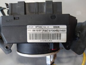 Fiat 500 rv 07 - páčky + kroužek 07354521450 - 5