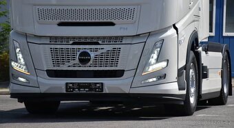 Volvo Tahač návěsu FH 500 Aero - 5