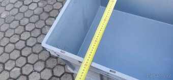 Prodám velký plastový bedny - 5