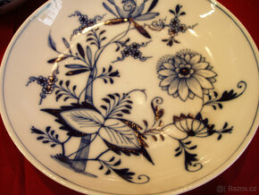 Cibuláková konvička z Dubí + starožitný cibulákový talířek M - 5